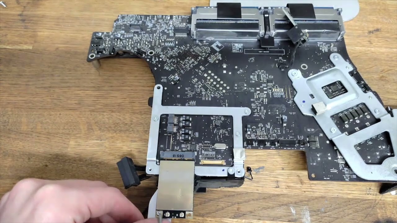 Nvidia K1100M upgrade on the Mid-2010 iMac 21.5' - YouTube