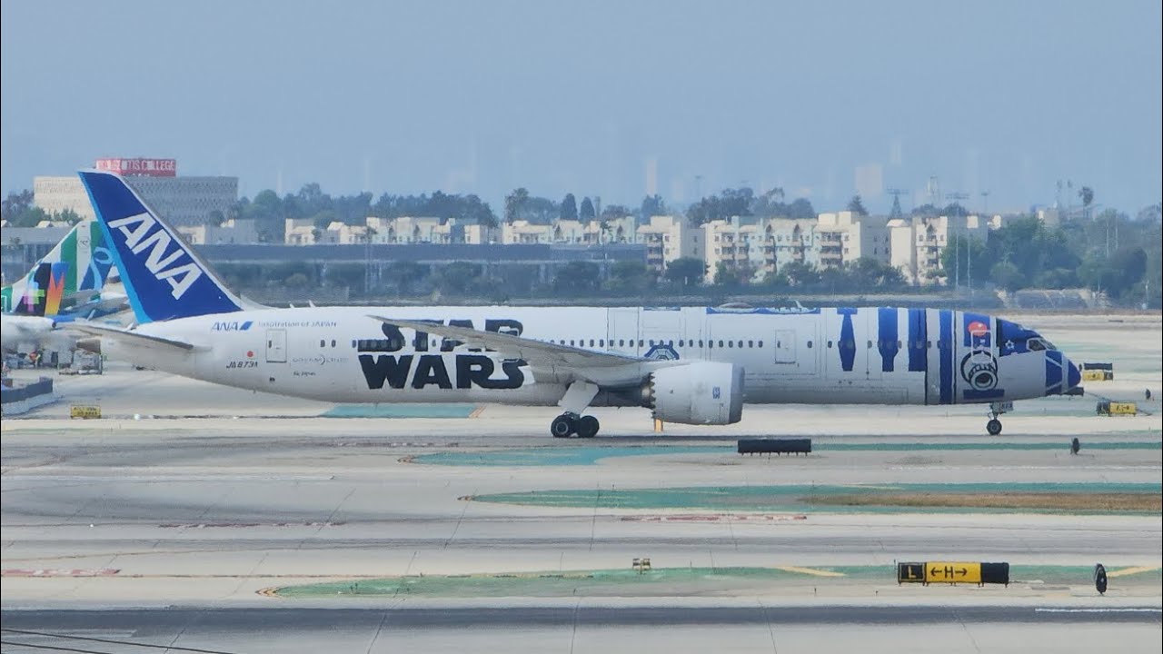 ANA Star Wars R2-D2 Livery at LAX June 9, 2025 #Boeing 787-9
