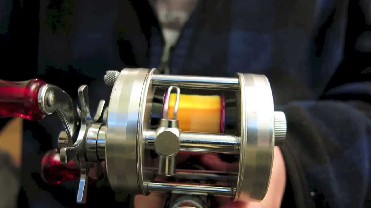 Abu Ambassadeur 2500C Cleaning & Tune up - YouTube