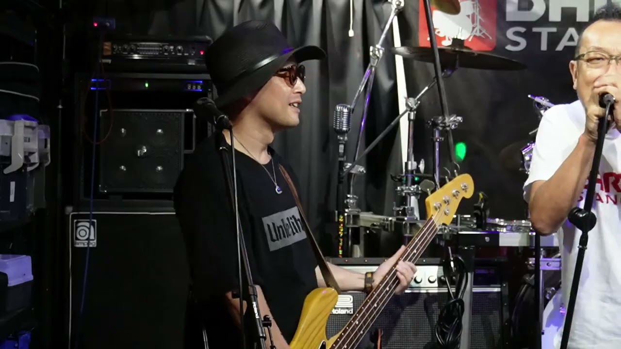 THE BLUE HEARTS｢1000のバイオリン｣2024.07.10@BARTON - YouTube