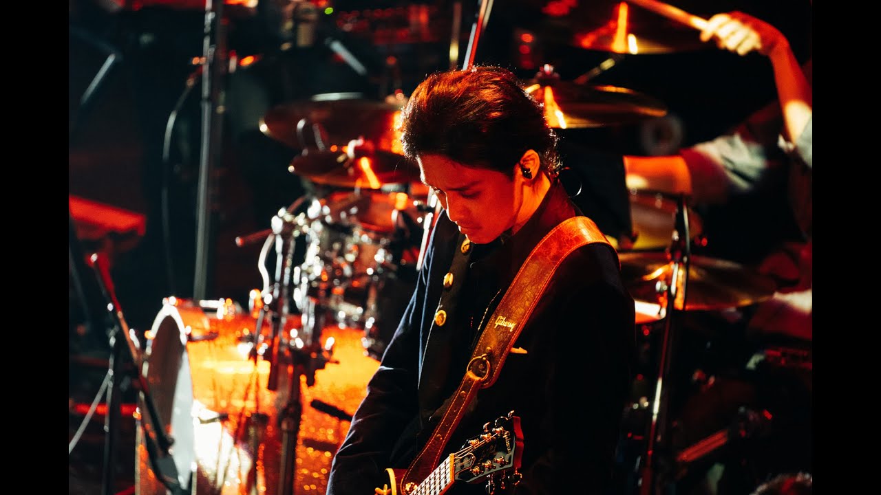 成田昭次 - パズル（from 犬も歩けば棒に当たる Live Ver.） - YouTube