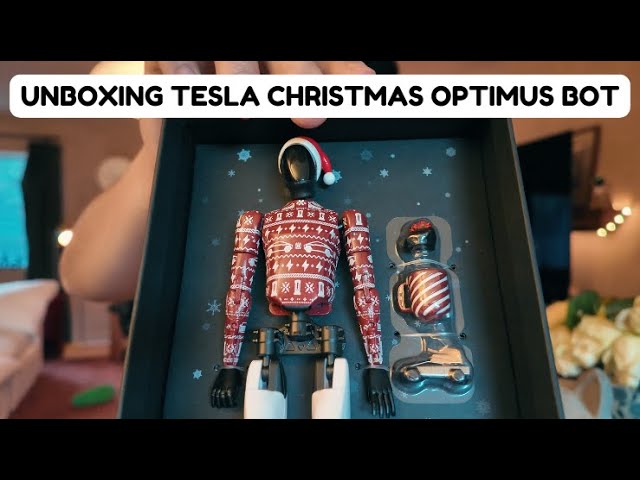 Tesla Bot クリスマスver 可動 人形 ロボット Tesla has released a