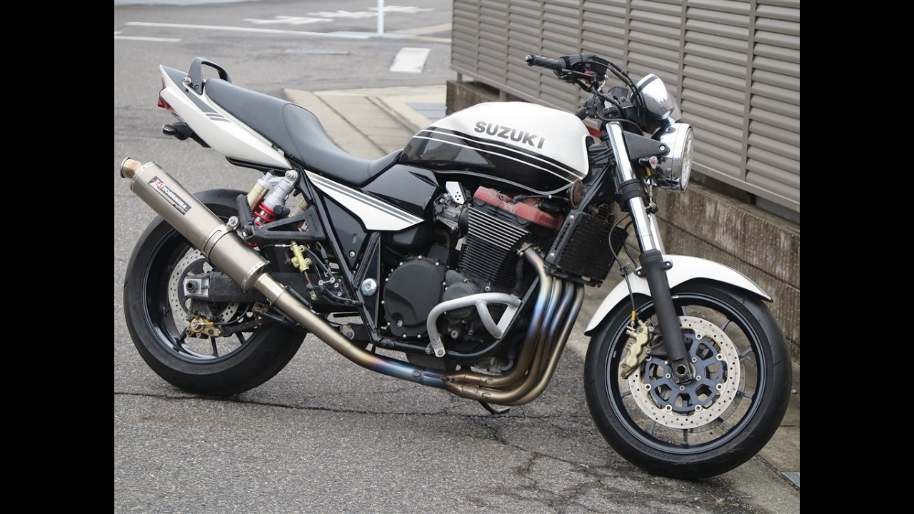 SUZUKI GSX1400 GY71A エンジン始動 ヨシムラ マフラーサウンド - YouTube