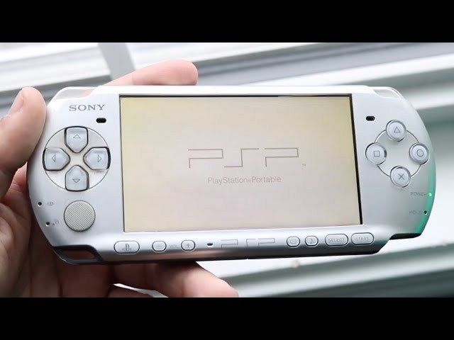 PSP 3000 In 2025! (Still Worth Buying?) (Review) - YouTube