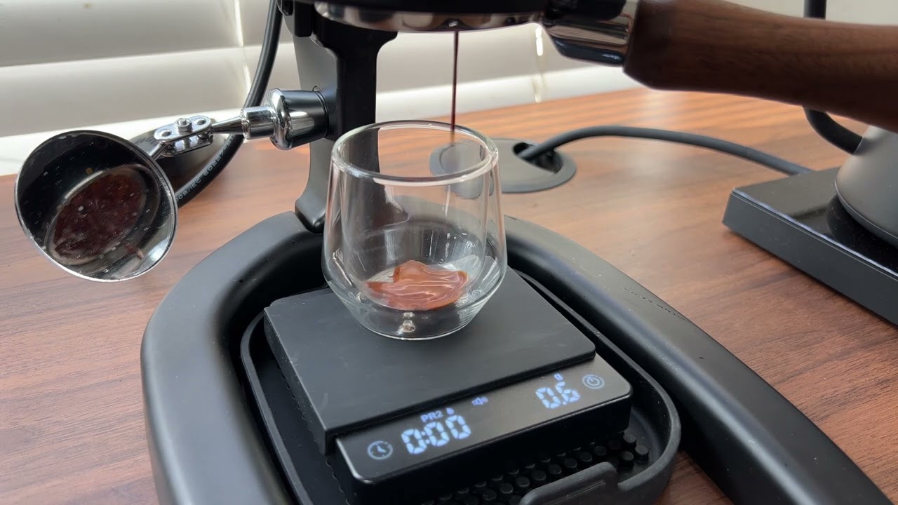 How To Use the Flair Brew Scale - YouTube