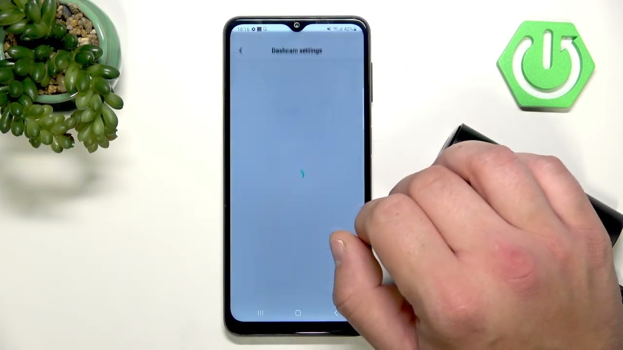 MIO MiVue J35 – How to Factory Reset Using the App - YouTube