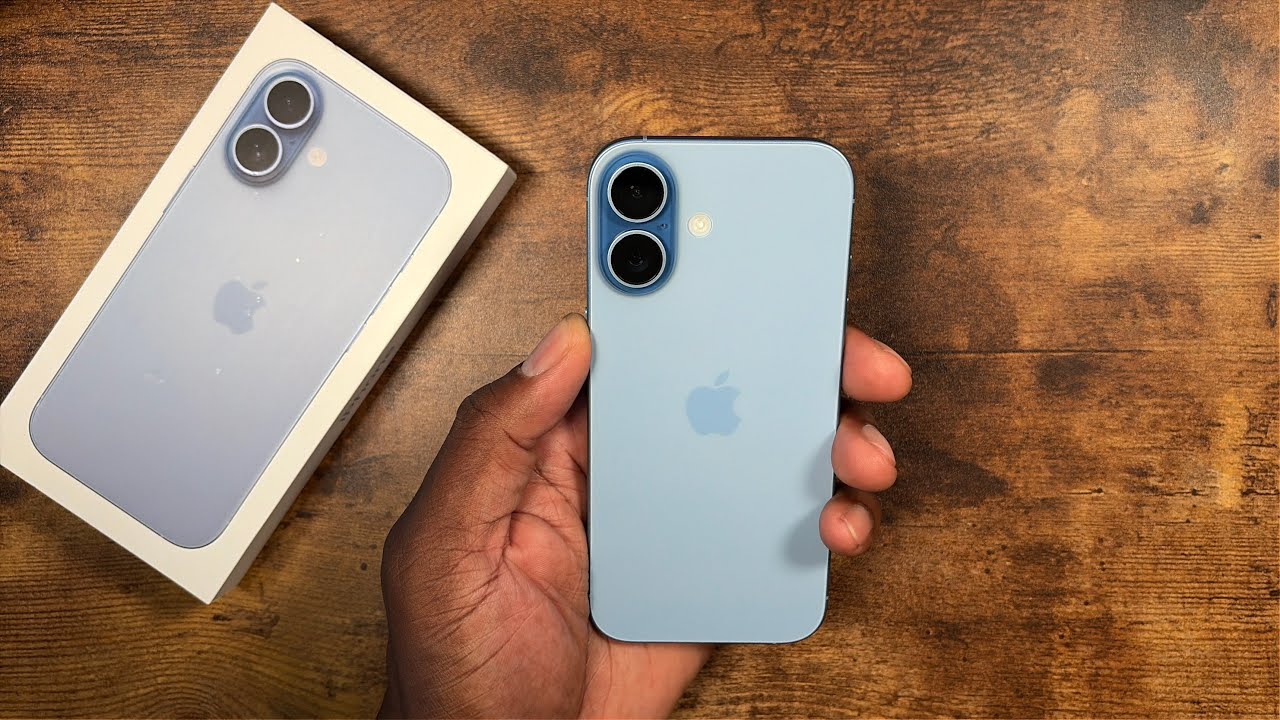 iPhone 17 Mist Blue Unboxing 256GB - YouTube