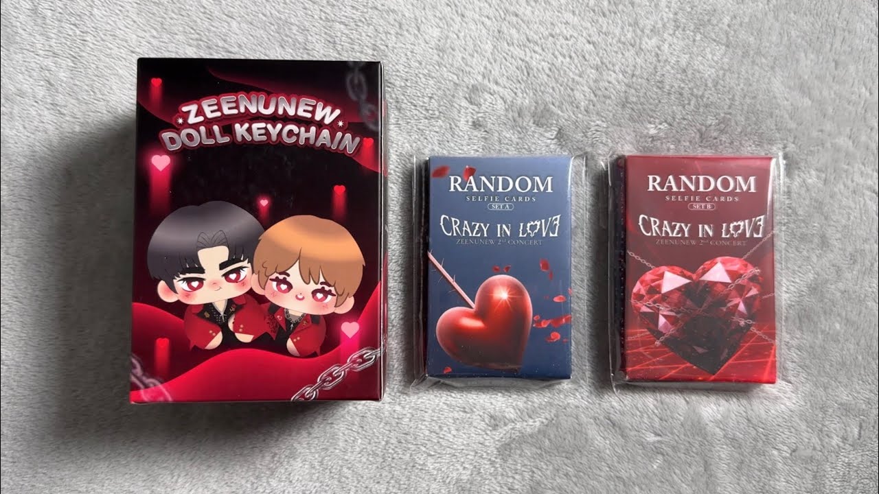 ZeeNuNew Crazy in Love Concert Merch – Blind Box Doll Keychain