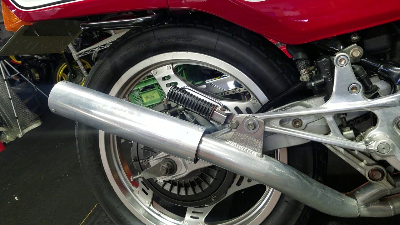 CBX400F マフラーサウンド プロタッチ - YouTube