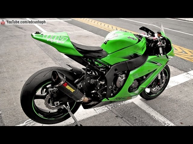 Kawasaki Ninja ZX-10R with Akrapovic Exhaust - Sound, revs