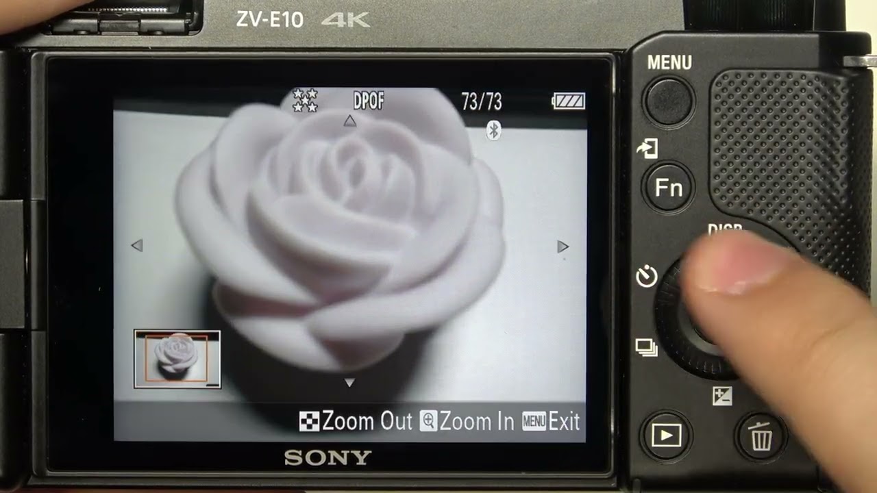 SONY ZV-E10 – How to Enlarge Images - YouTube
