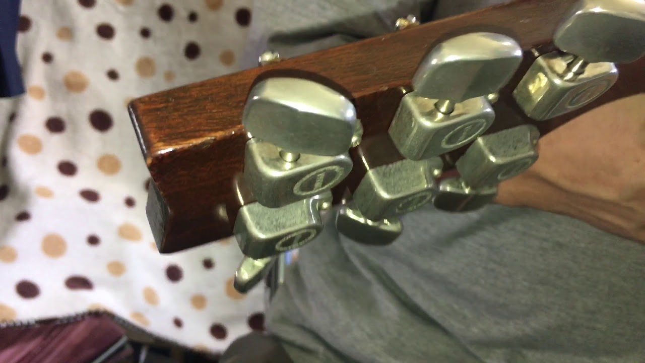 ミサハマギター「落語 de FG」ヤマハFG-200 緑ラベル - YouTube