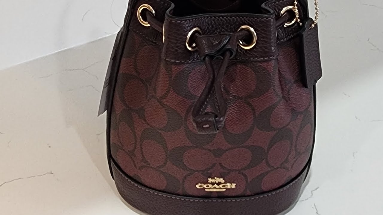 Coach Outlet | Dempsey Drawstring Bucket Bag 15 Unboxing | Holiday