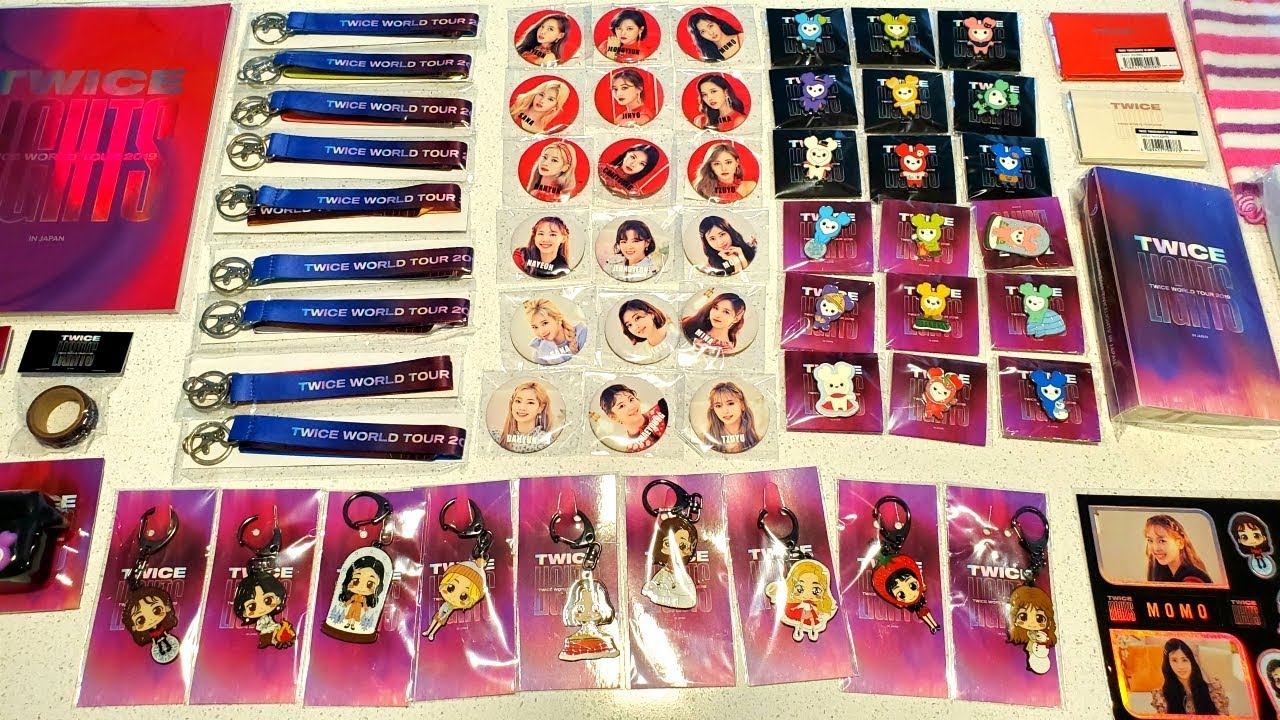 TWICE 1st World Tour 