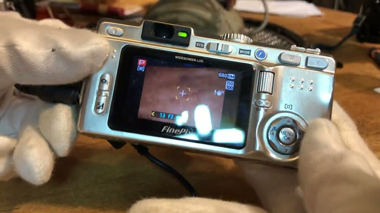 FUJIFILM finepix f810 - YouTube