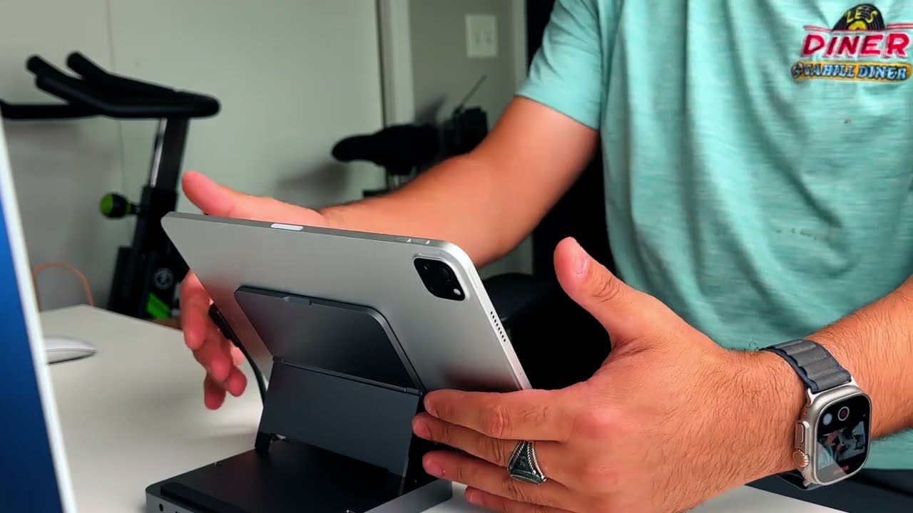 PULWTOP 9 in 1 USB C Hub for iPad Pro - YouTube