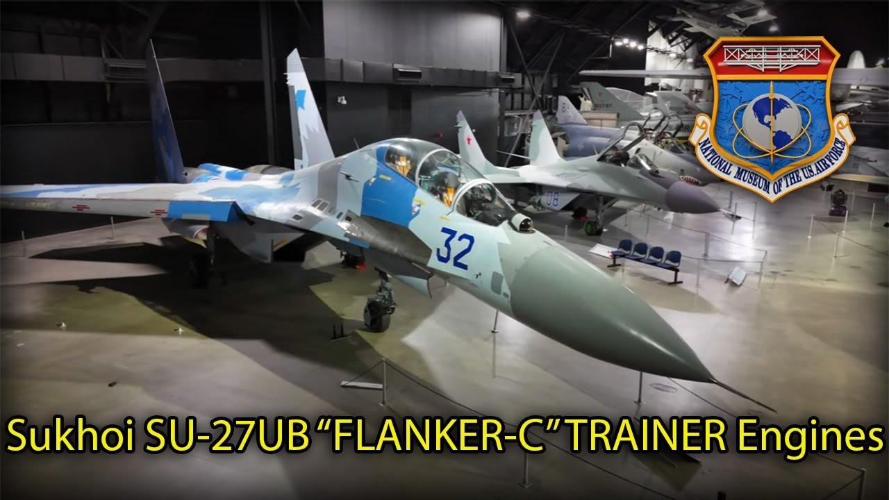 未組立 トランペッター 1/72 Su-27UB フランカー C Su-27UB フランカー