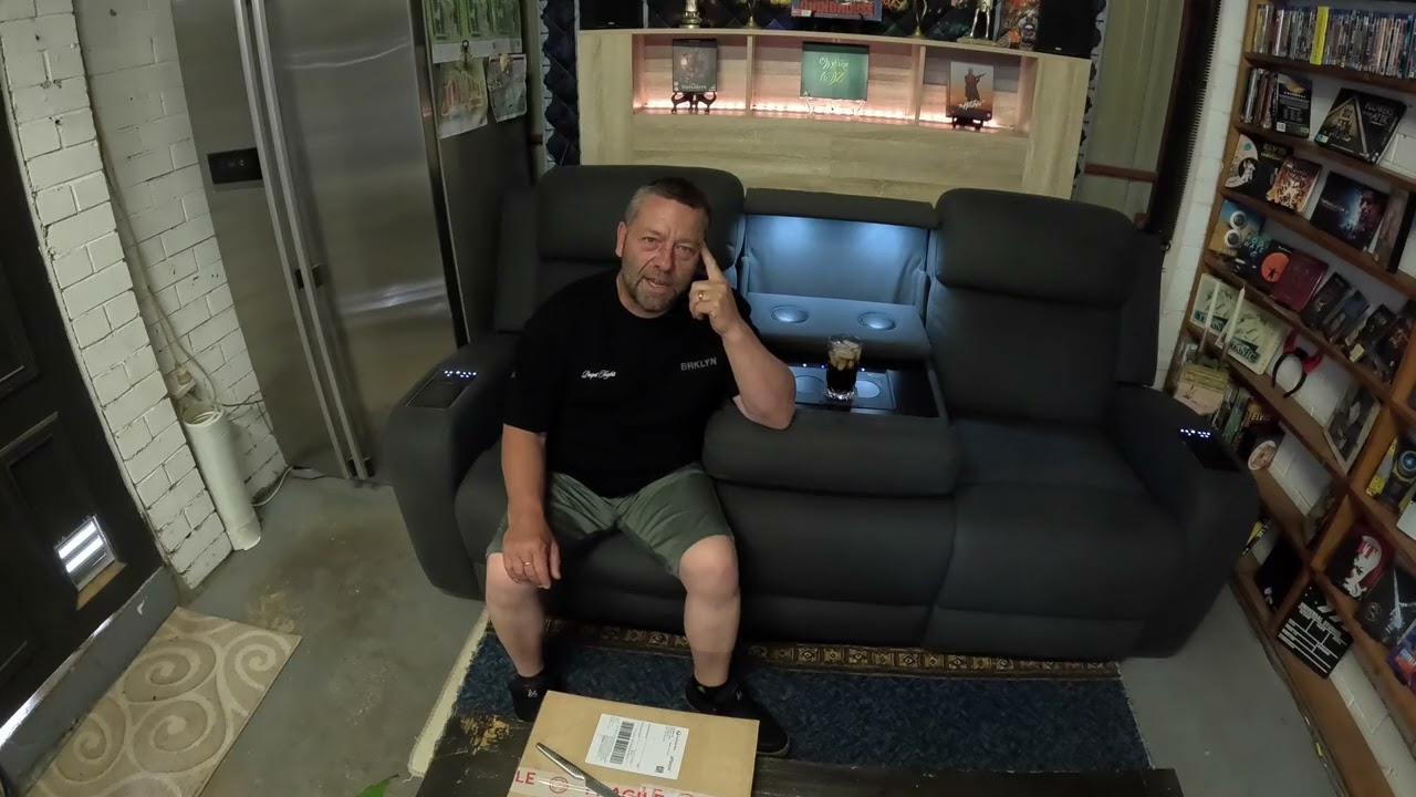 TX2 Vinyl Debut album unboxing - YouTube