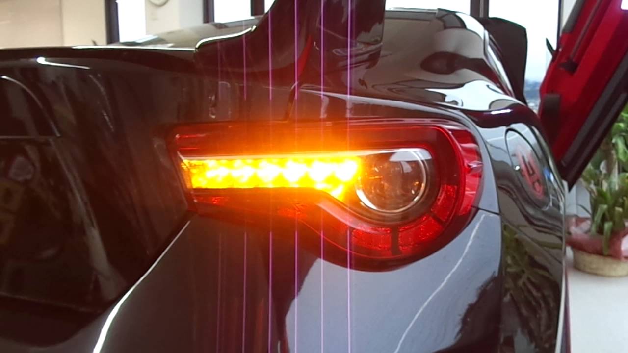 86後期テール ウインカー流星加工 - YouTube