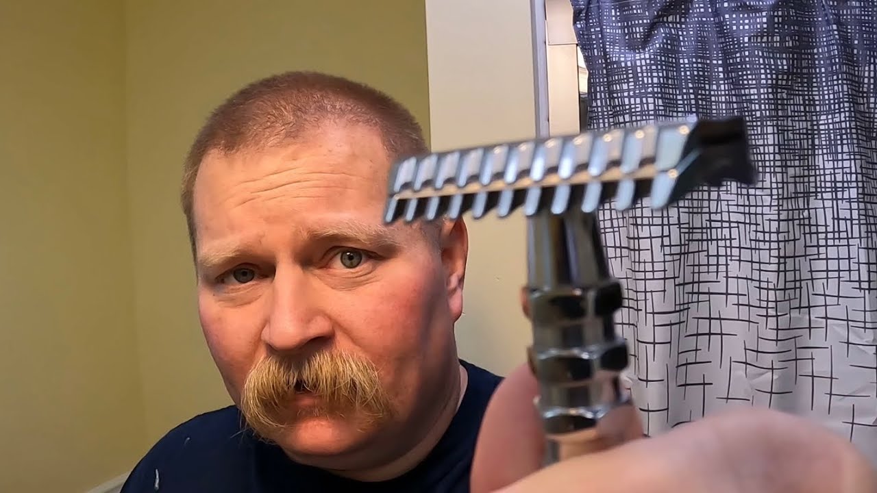 Razorock Daily Plus | Shave & Chat - YouTube