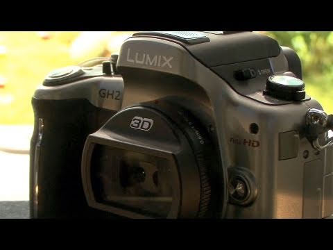 3Dレンズ装着で3D静止画が撮れる LUMIX GH2 : DigInfo - YouTube