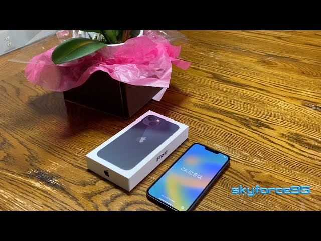 Apple iPhone 13 (Midnight) Unboxing and Setup - with Remote