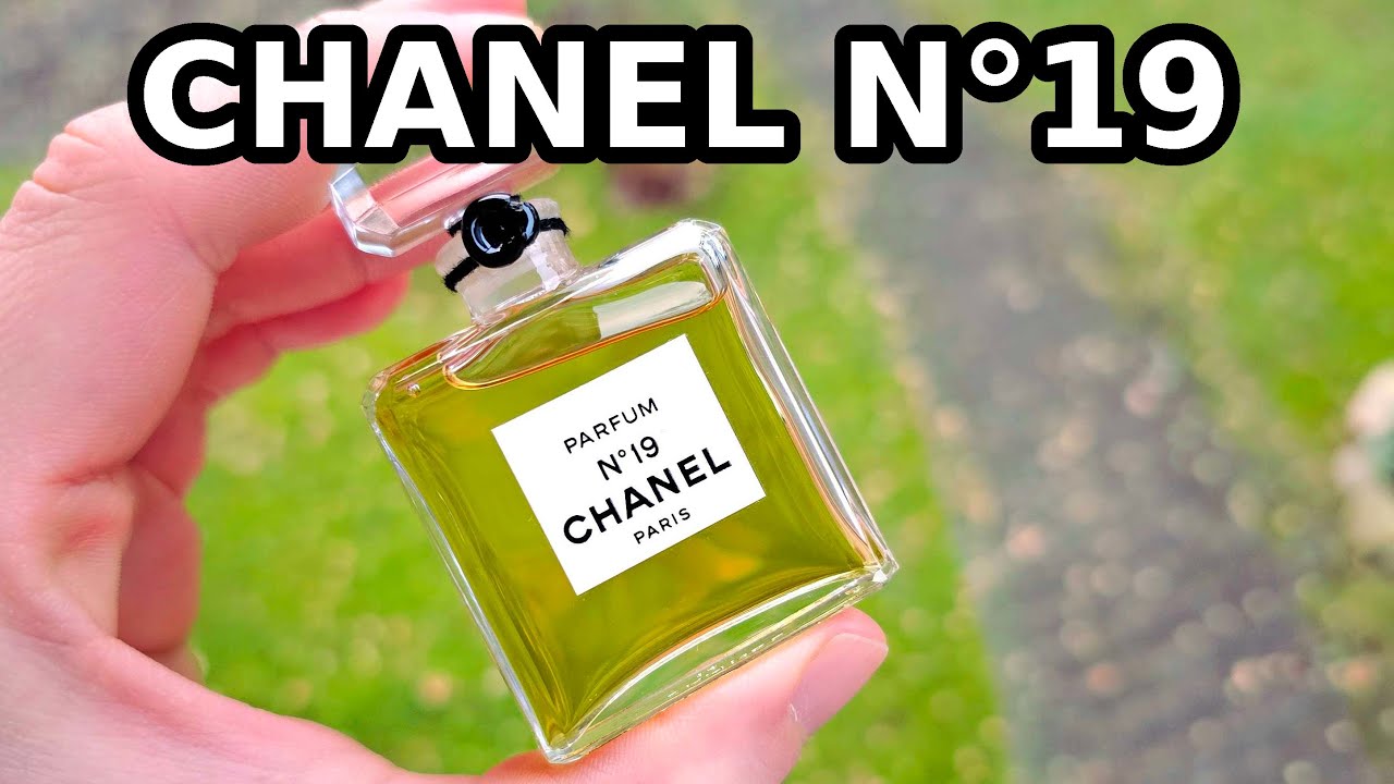 Vintage Chanel No 19 Parfum Unboxing / Unsealing / First