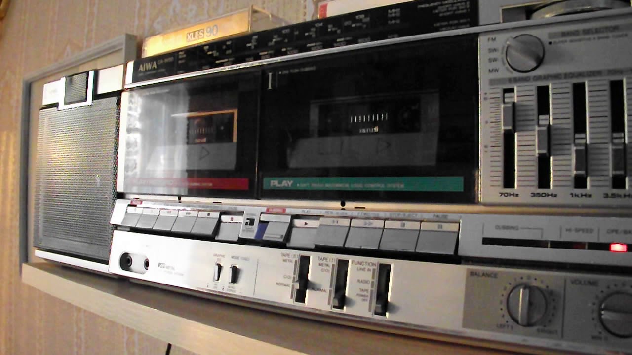 Aiwa CA-W50 - YouTube