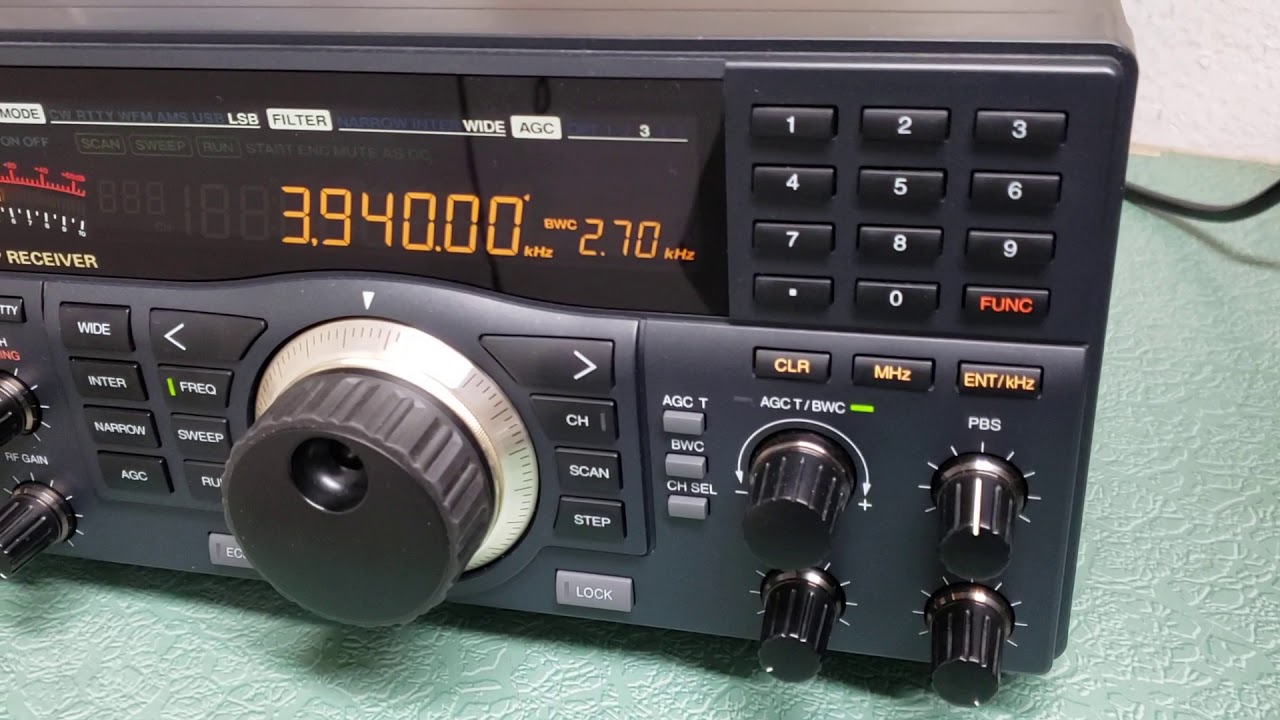 JRC NRD-545 DSP Receiver - YouTube