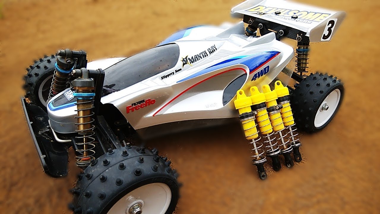 マンタレイ で バギー用 ビッグボアARダンパー とノーマルダンパーを