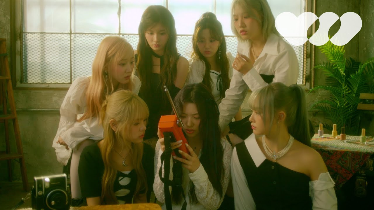 CSR(첫사랑) 'Higher' OFFICIAL MV | 1st JAPAN MINI ALBUM - YouTube