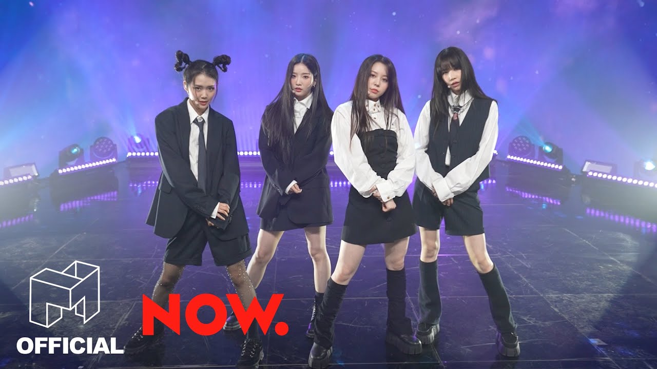 트리플에스(tripleS AAA) 'Generation' (The First Stage ver.) - YouTube