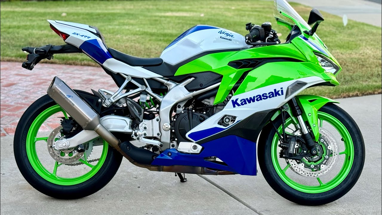 GravesMotorsports ZX-4RR Silver Rearsets on 40th Anniversary