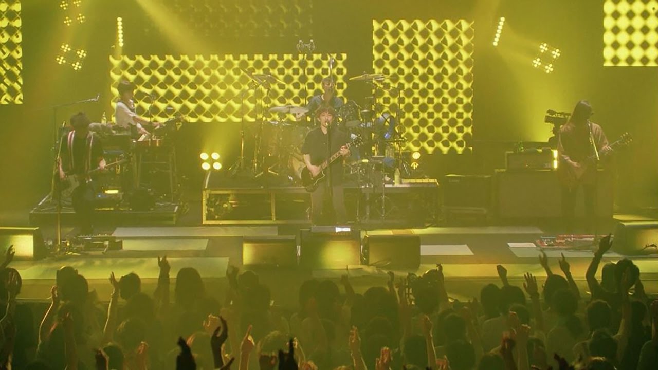 スピッツDVD&Blu-ray『SPITZ JAMBOREE TOUR 2016 “醒 め な い