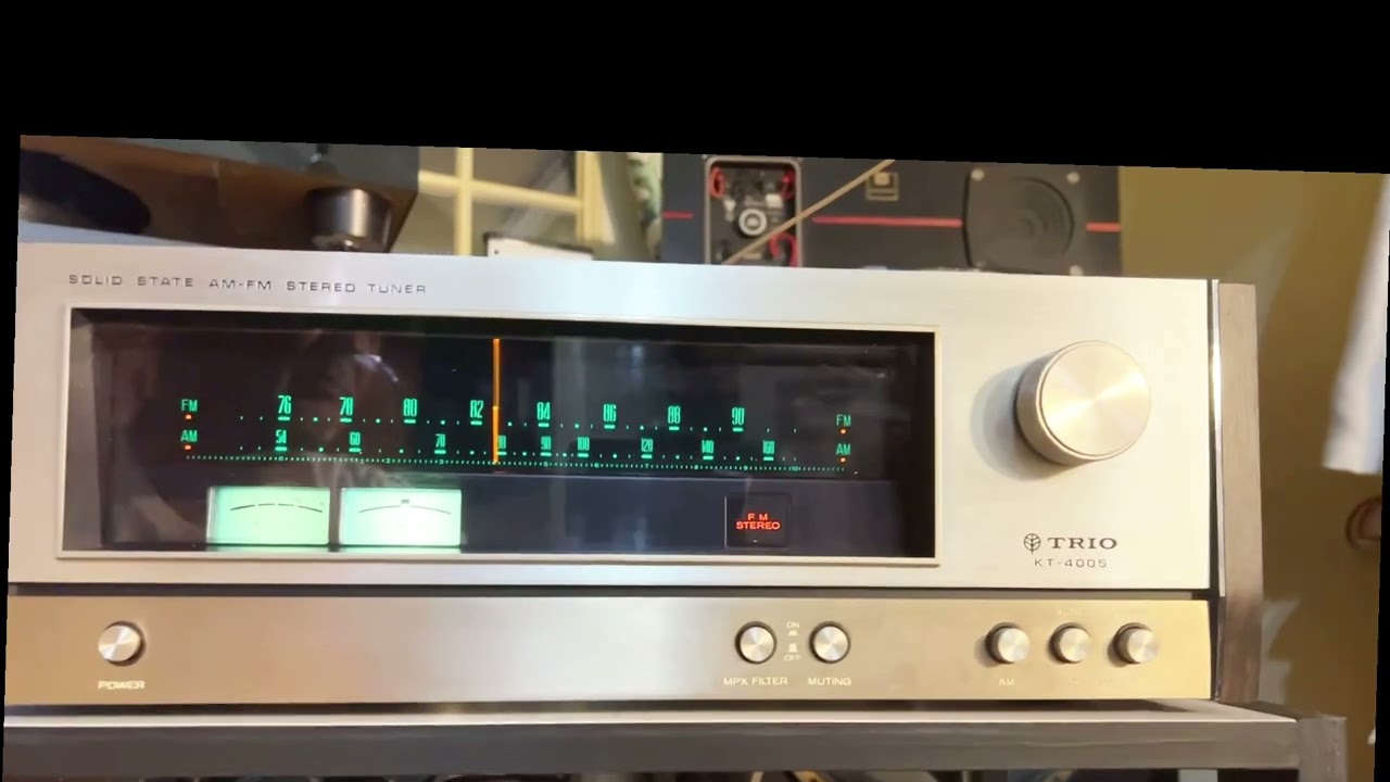 TRIO KT-4005】AM/FMステレオヴィンテージチューナー【1972年】 - YouTube