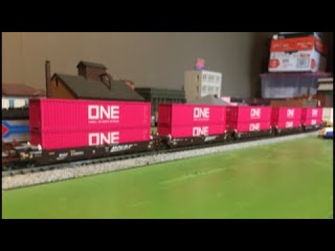 N scale Kato 106-6195 Gunderson Maxi-I Double Stack Car BNSF
