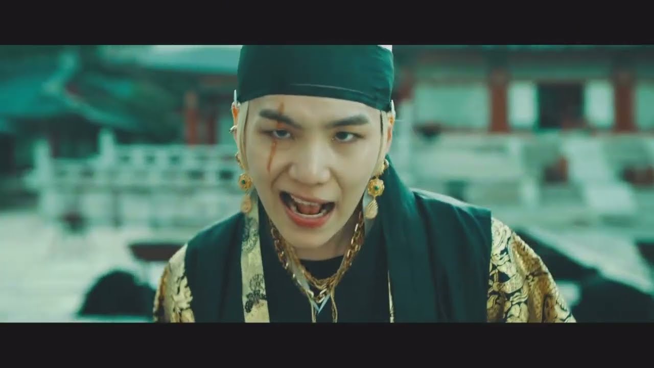 BTS (방탄소년단) Suga [Agust D] - (대취타) Daechwita {4K HDR MV