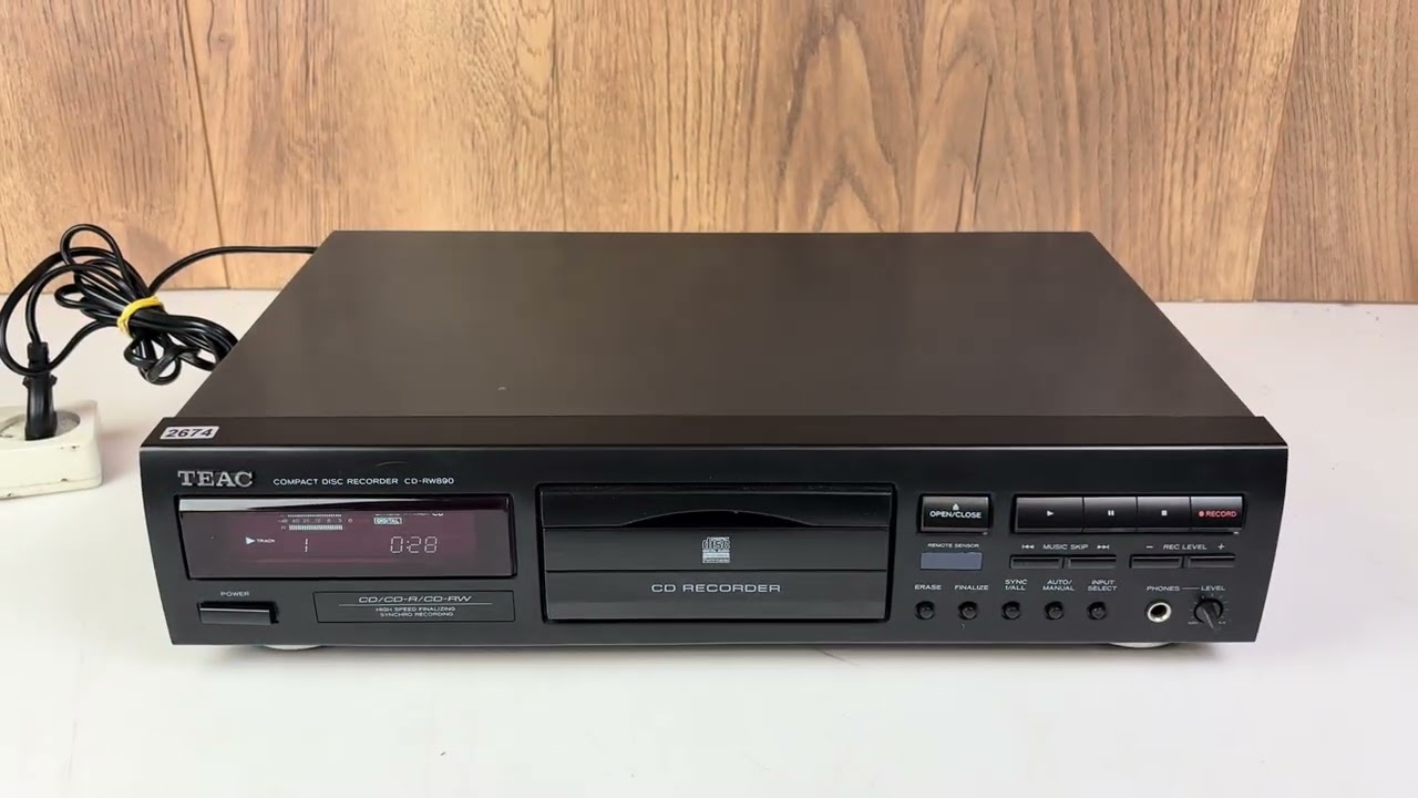 Teac CD-RW890 CD Recorder - YouTube