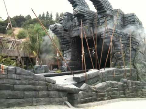 ユニバーサル スタジオ ハリウッド / キングコング 360° 3D - YouTube