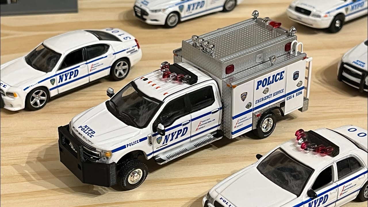 Greenlight Code 3 NYPD Custom ESU Truck!! - YouTube