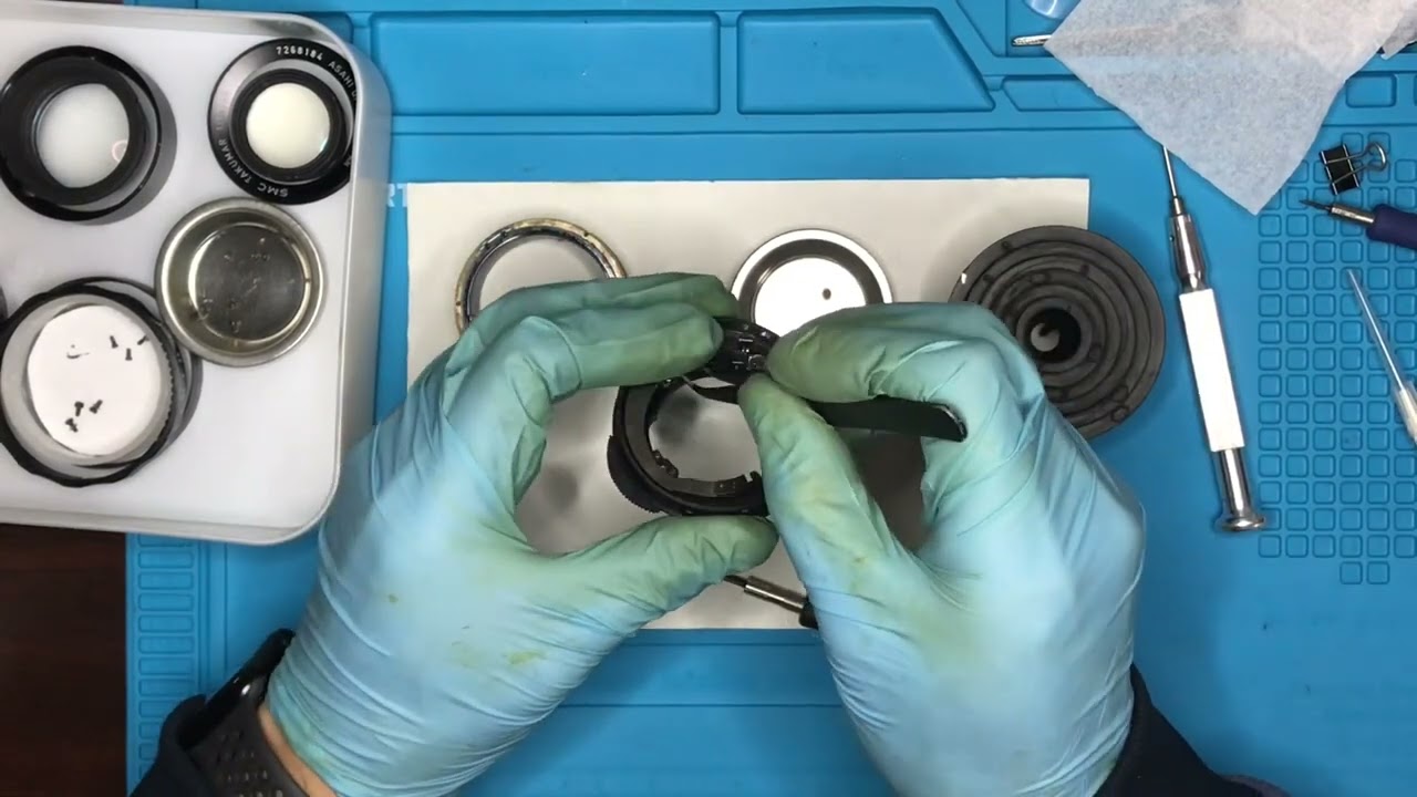 SMC Takumar 55mm f1.8【分解清掃編】 - YouTube