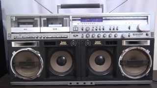 SHARP GF-999 The SEARCHER-W (1981) Vintage Boombox Ghettoblaster