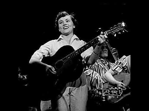 Nancy Whiskey : Bowling Green - YouTube