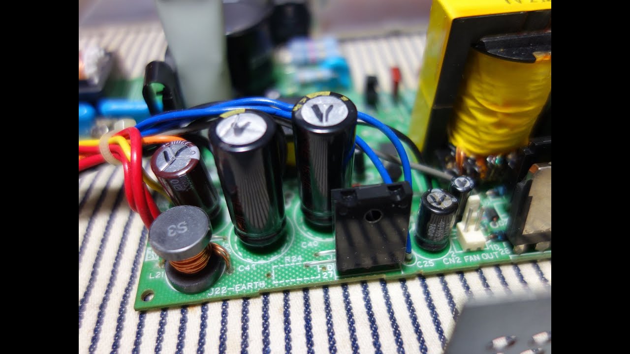 ジャンク】X68000 ACE 電源のコンデンサー交換の続きと動作確認【分解