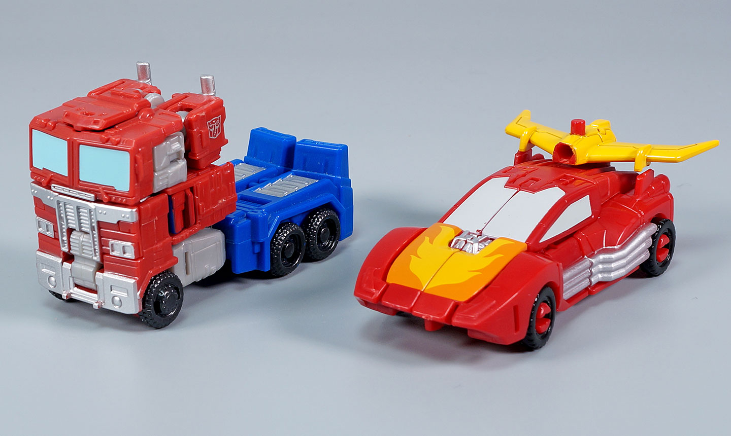 レビュー：TFジェネレーションズ キングダム（海外版） ホットロッド