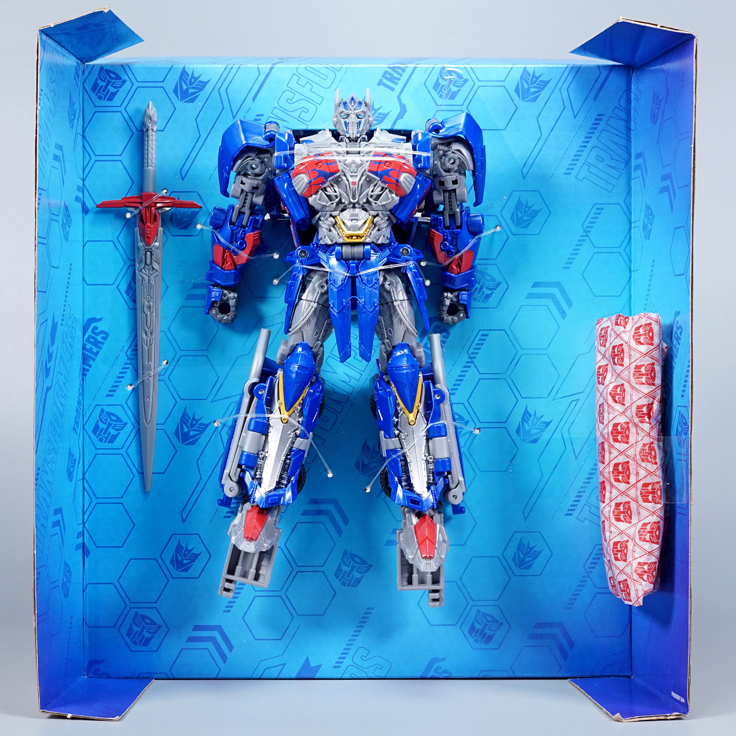 レビュー：TFスタジオシリーズ（海外版） オプティマスプライム