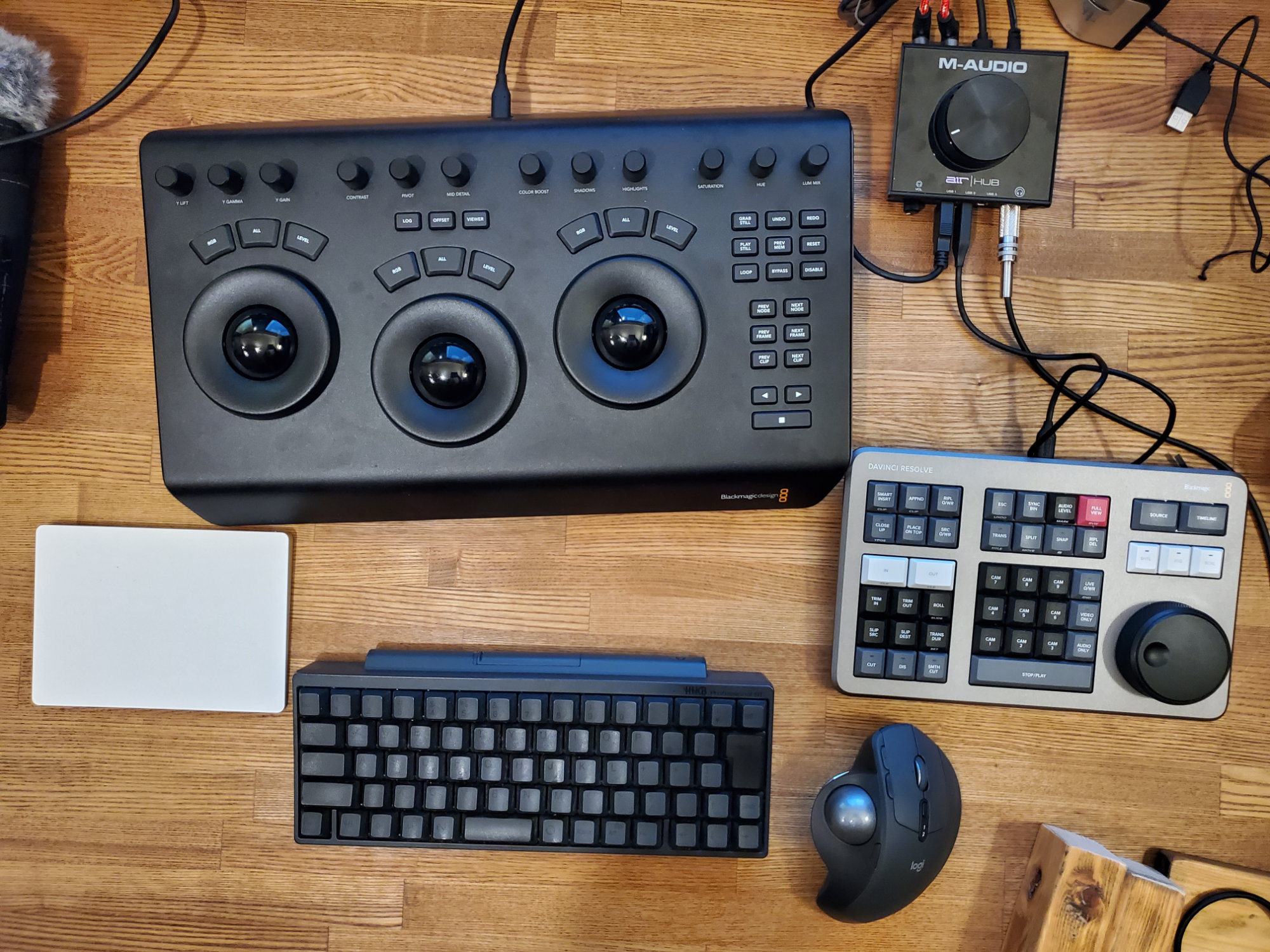 DaVinci Resolve Micro Panelを5ヶ月使った感想 | A-TAK