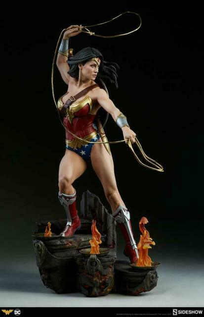 Sideshow Wonder Woman Premium Format Statue | ANIMATE CORNER