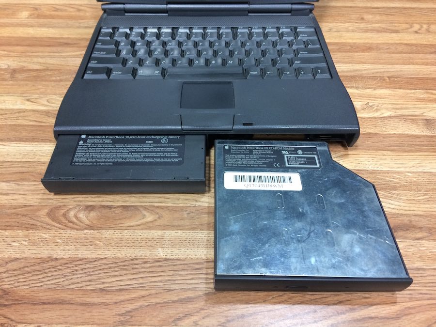 PowerBook 1400c – Apple Rescue of Denver