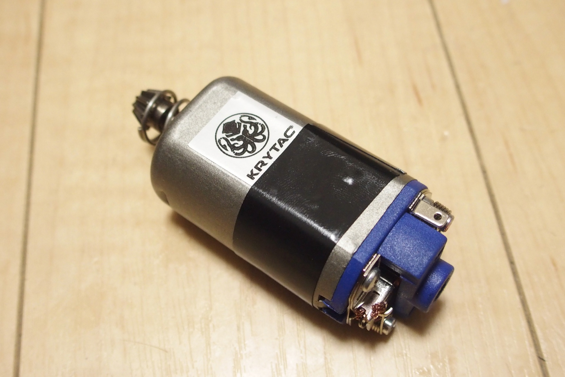 KRYTAC KRISS VECTORの内部をカスタムしていきます（気密改善、DSG化